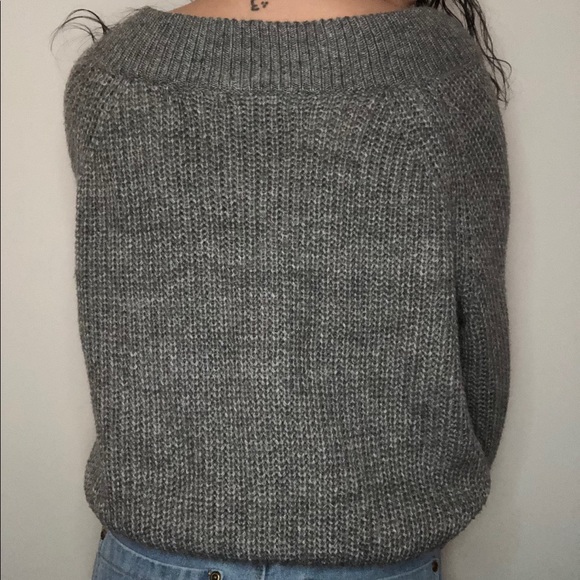 Grey sweater - Picture 2 of 3